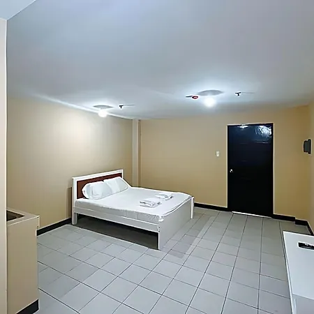 Reddoorz @ Mubg Apartelle Near Baclaran Church