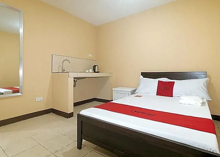 Reddoorz @ Mubg Apartelle Near Baclaran Church *