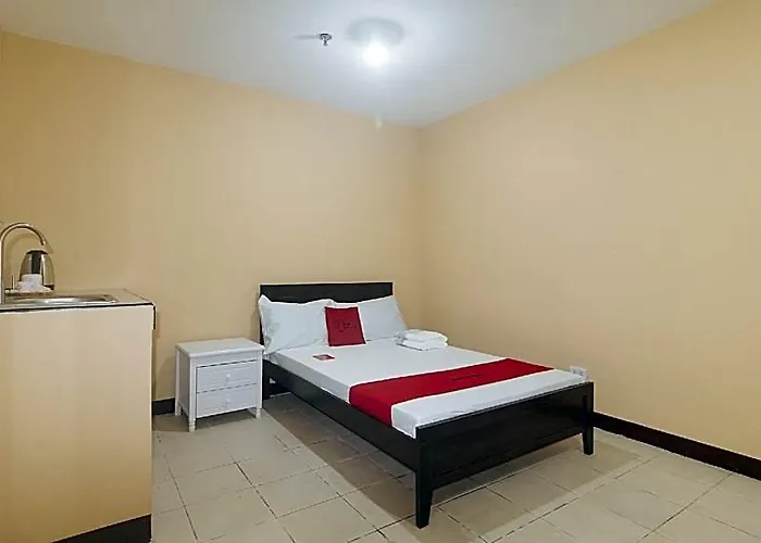 Hotel Reddoorz @ Mubg Apartelle Near Baclaran Church